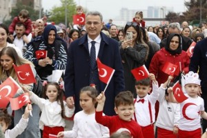 İlkadım’da Minik Yüreklerden Türk Bayrağı’na Büyük Sevgi